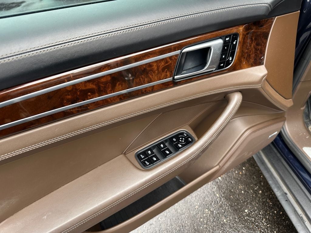 2017 Porsche Panamera 4S