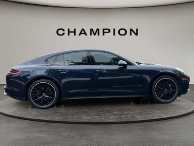 2017 Porsche Panamera 4S