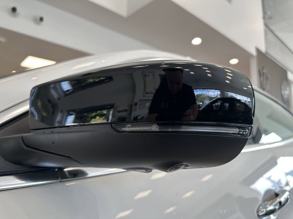 2024 Maserati Quattroporte Modena Ultima Q4