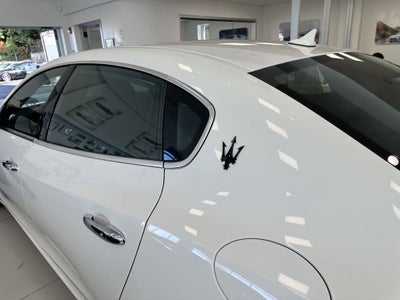2024 Maserati Quattroporte Modena Ultima Q4