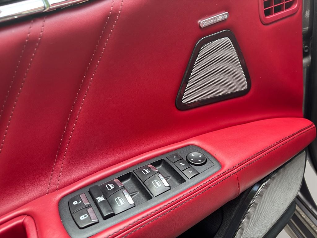 2022 Maserati Quattroporte Modena Q4