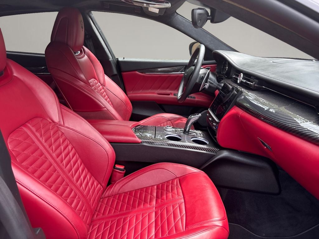 2022 Maserati Quattroporte Modena Q4