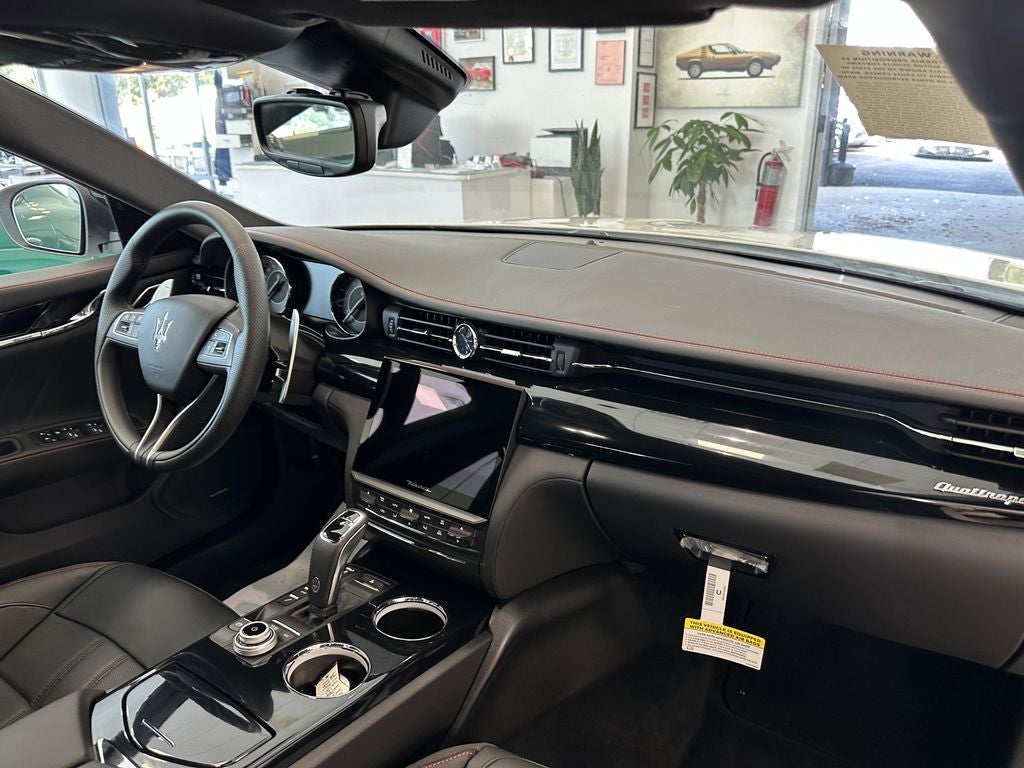 2024 Maserati Quattroporte Modena Ultima Q4