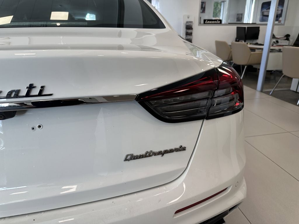2024 Maserati Quattroporte Modena Ultima Q4