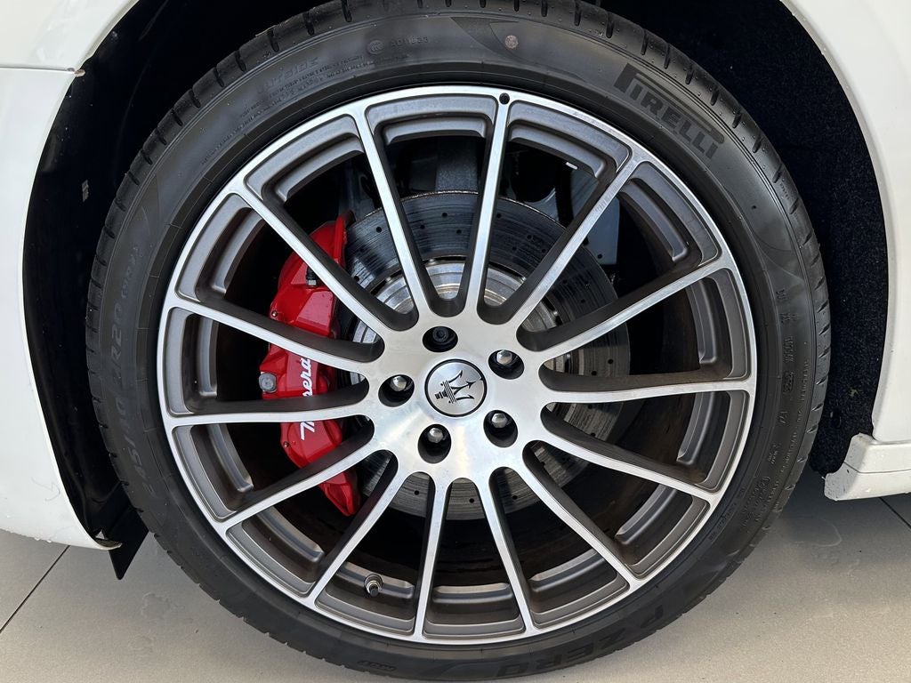 2024 Maserati Quattroporte Modena Ultima Q4