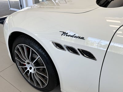 2024 Maserati Quattroporte Modena Ultima Q4