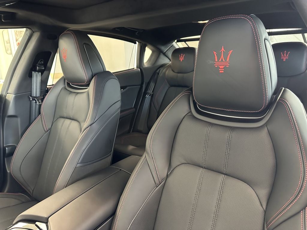 2024 Maserati Quattroporte Modena Ultima Q4