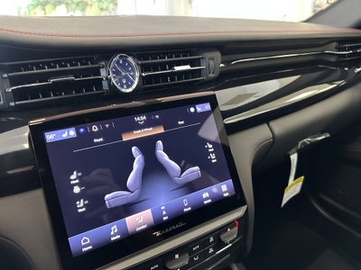 2024 Maserati Quattroporte Modena Ultima Q4