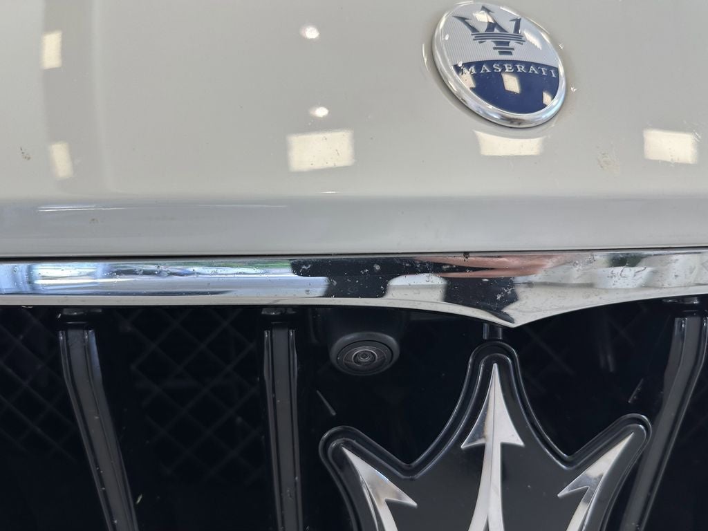 2023 Maserati Ghibli Modena Q4