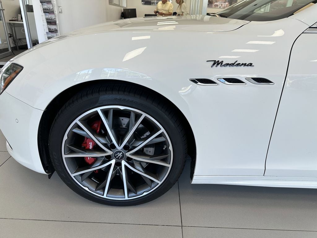 2023 Maserati Ghibli Modena Q4