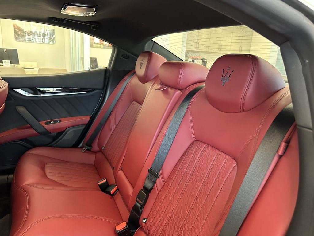 2023 Maserati Ghibli Modena Q4
