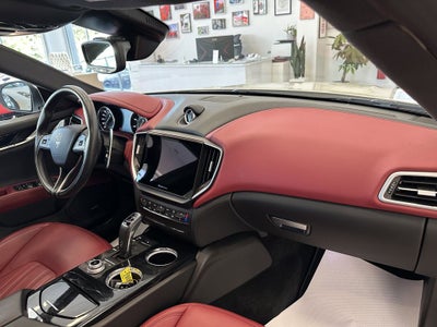 2023 Maserati Ghibli Modena Q4