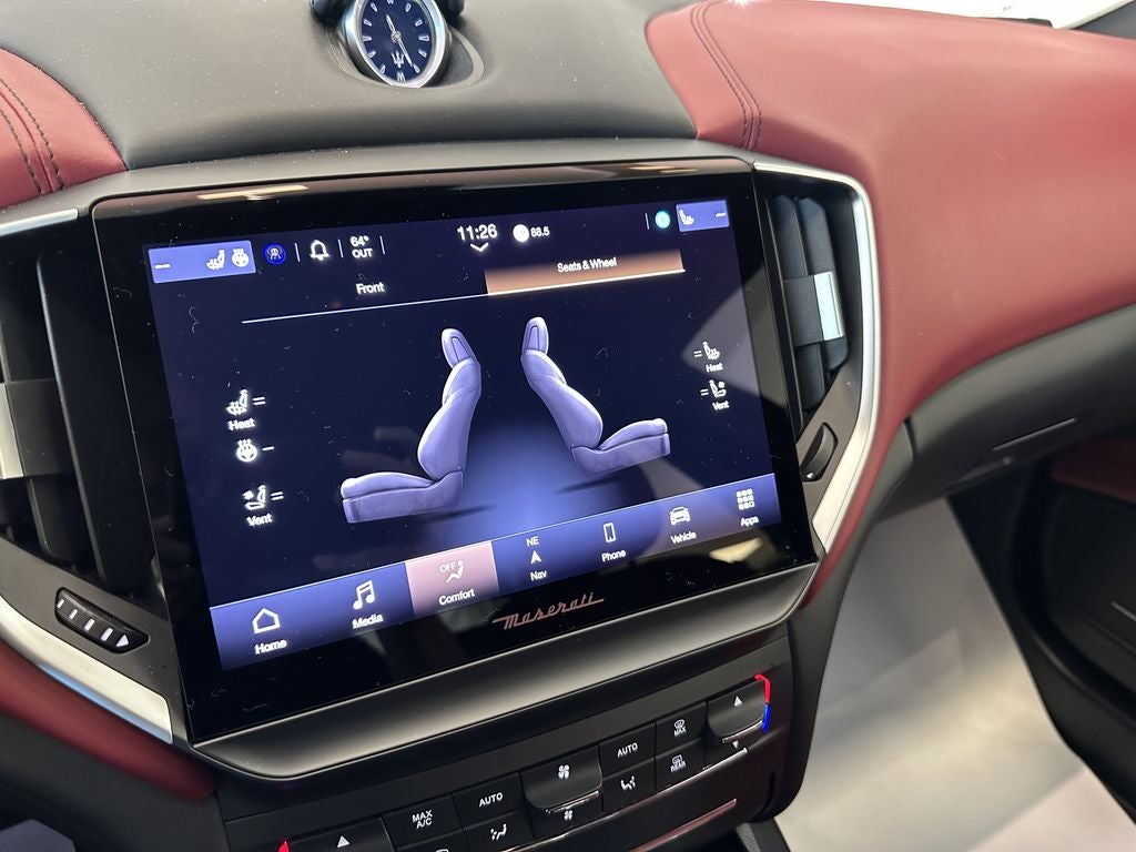 2023 Maserati Ghibli Modena Q4