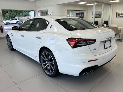 2023 Maserati Ghibli Modena Q4