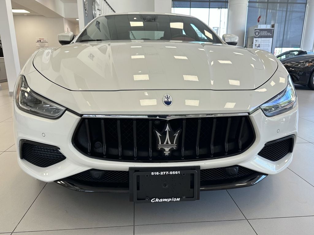 2023 Maserati Ghibli Modena Q4