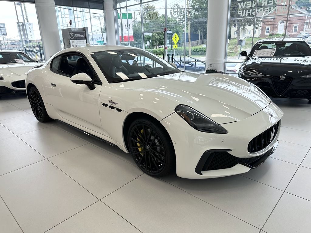 2024 Maserati GranTurismo Trofeo