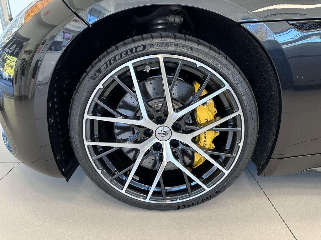 2024 Maserati GranTurismo Trofeo