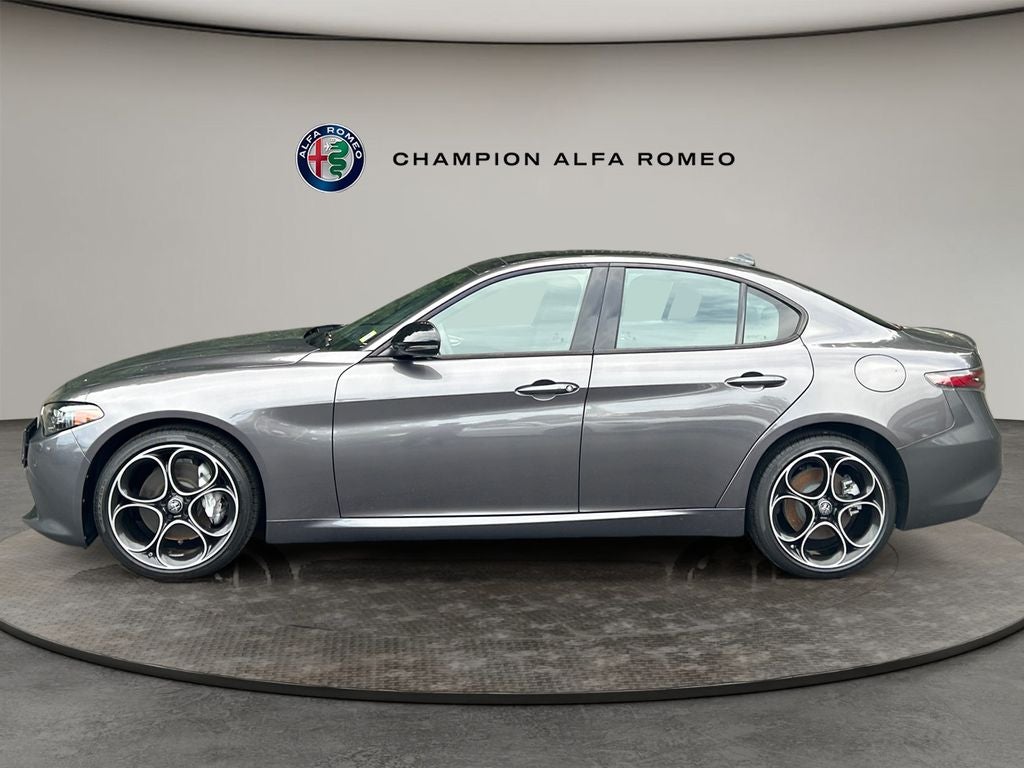 2025 Alfa Romeo Giulia AWD