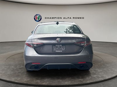 2025 Alfa Romeo Giulia AWD