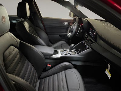 2025 Alfa Romeo Giulia GIULIA INTENSA AWD