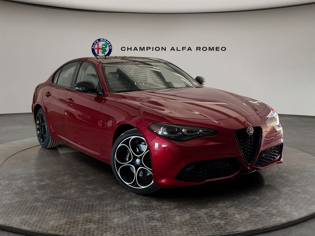 2025 Alfa Romeo Giulia GIULIA INTENSA AWD