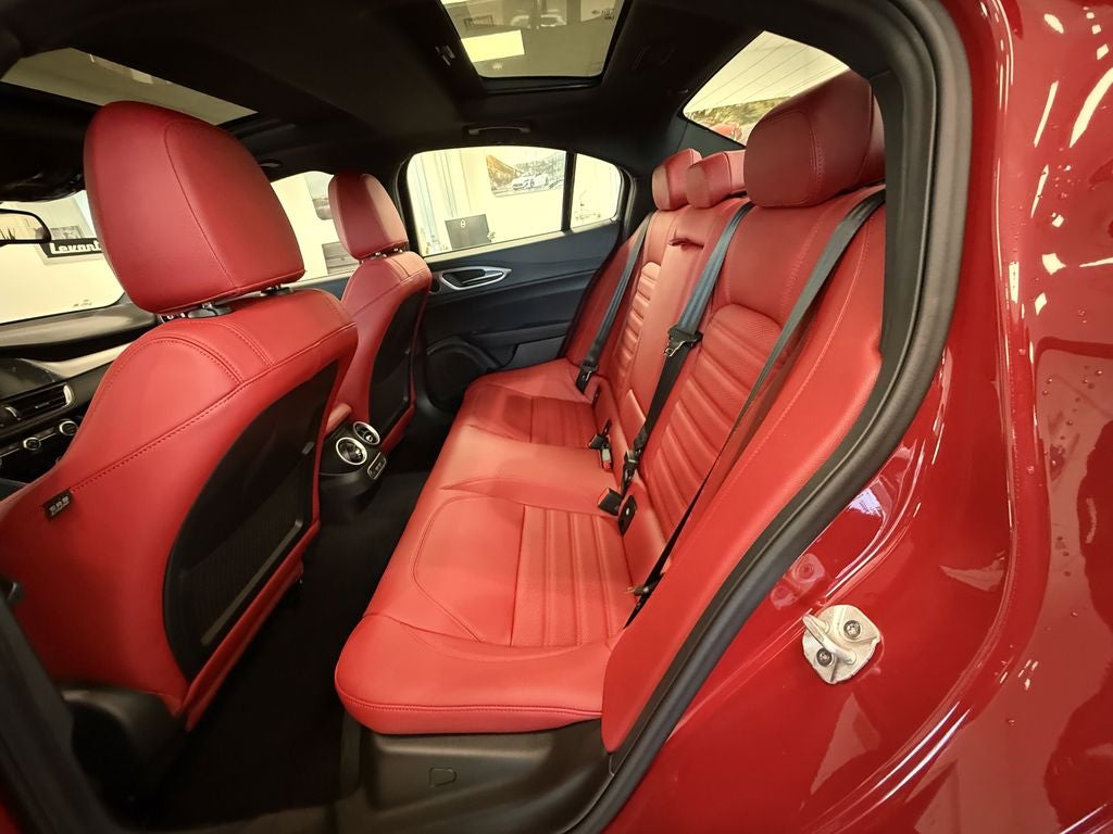 2025 Alfa Romeo Giulia GIULIA AWD