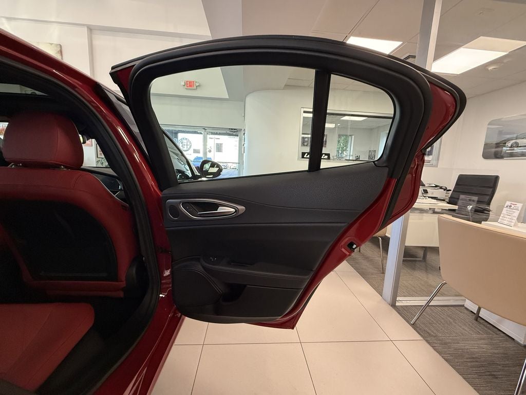 2025 Alfa Romeo Giulia GIULIA AWD