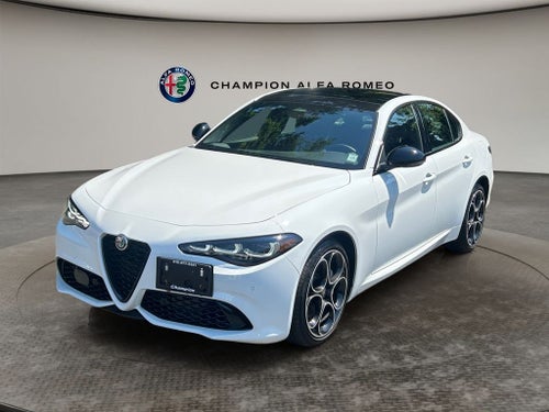 2025 Alfa Romeo Giulia AWD