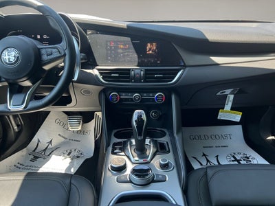 2025 Alfa Romeo Giulia AWD