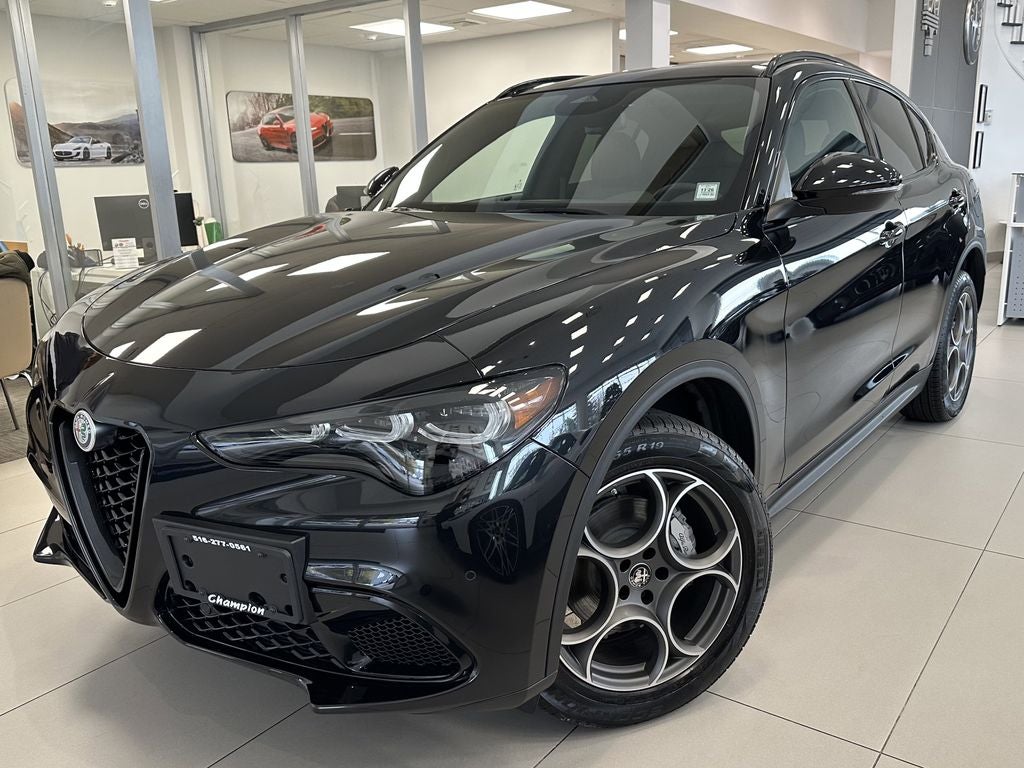 2025 Alfa Romeo Stelvio STELVIO AWD