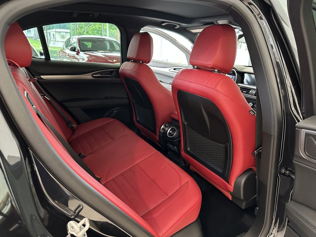 2025 Alfa Romeo Stelvio STELVIO AWD