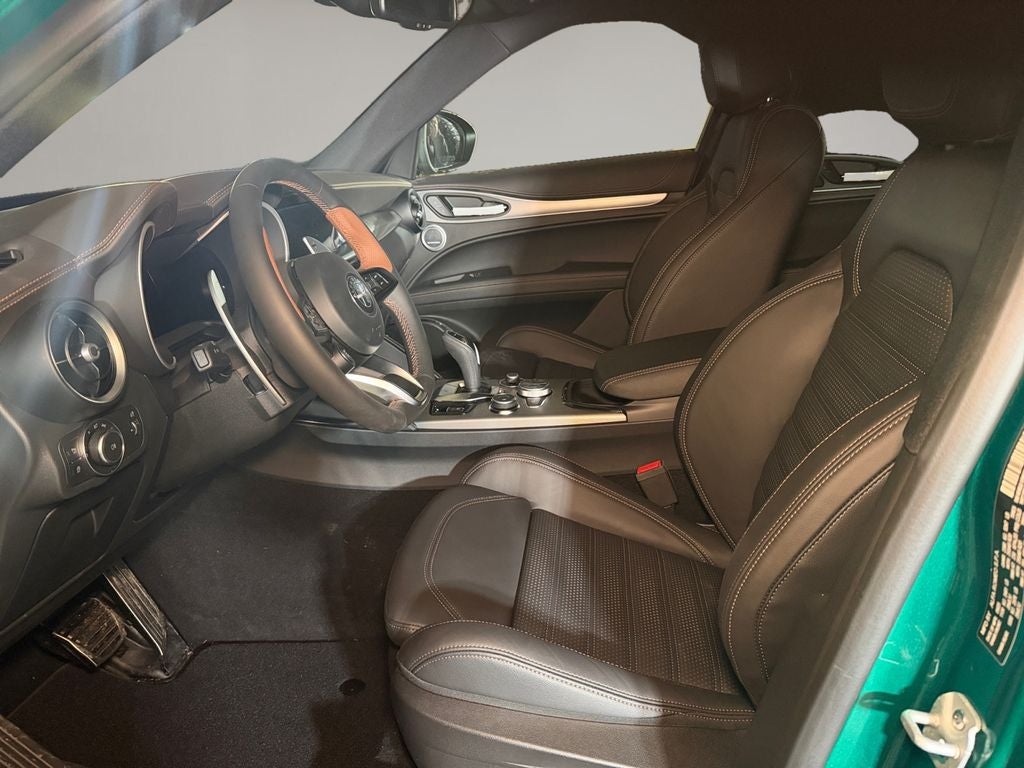 2025 Alfa Romeo Stelvio STELVIO INTENSA AWD