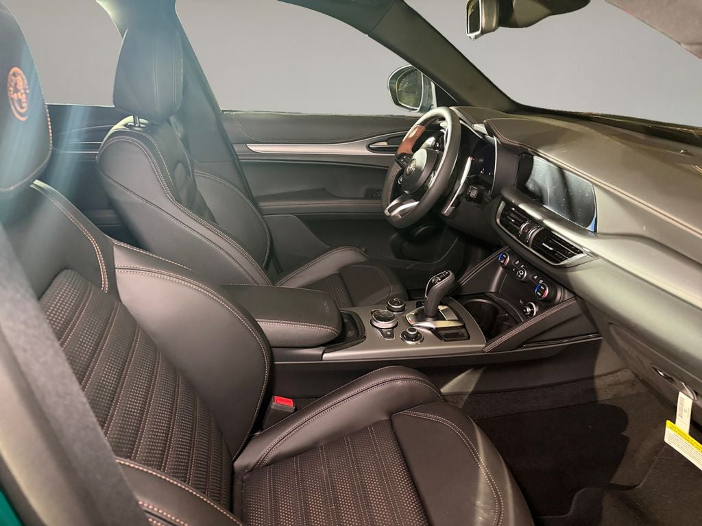 2025 Alfa Romeo Stelvio STELVIO INTENSA AWD