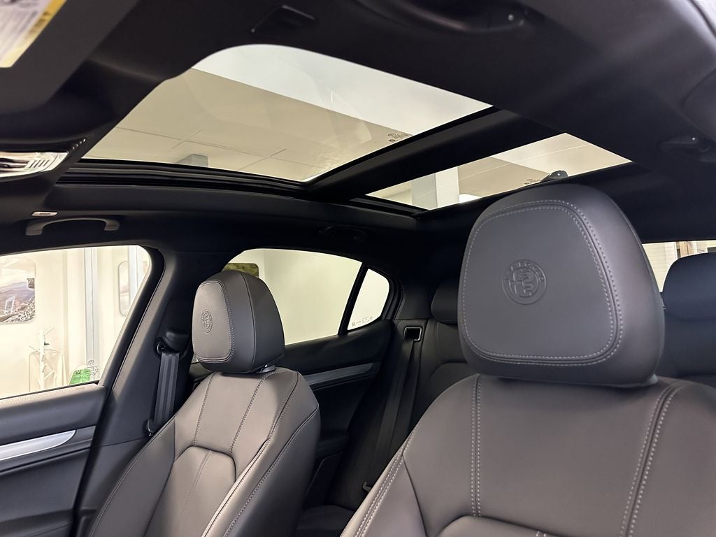 2025 Alfa Romeo Stelvio STELVIO AWD