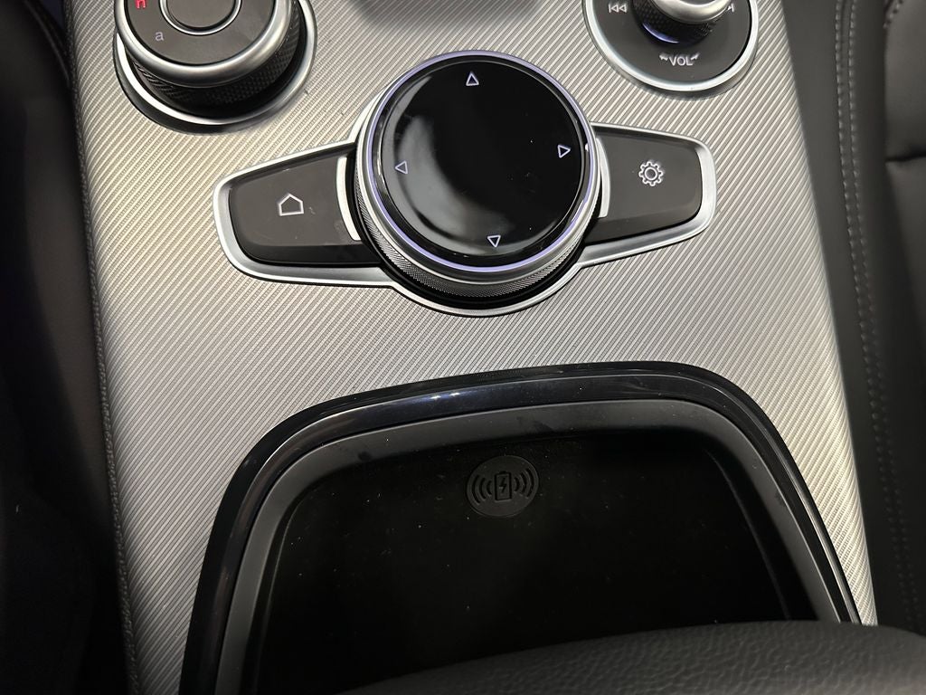 2025 Alfa Romeo Stelvio STELVIO AWD