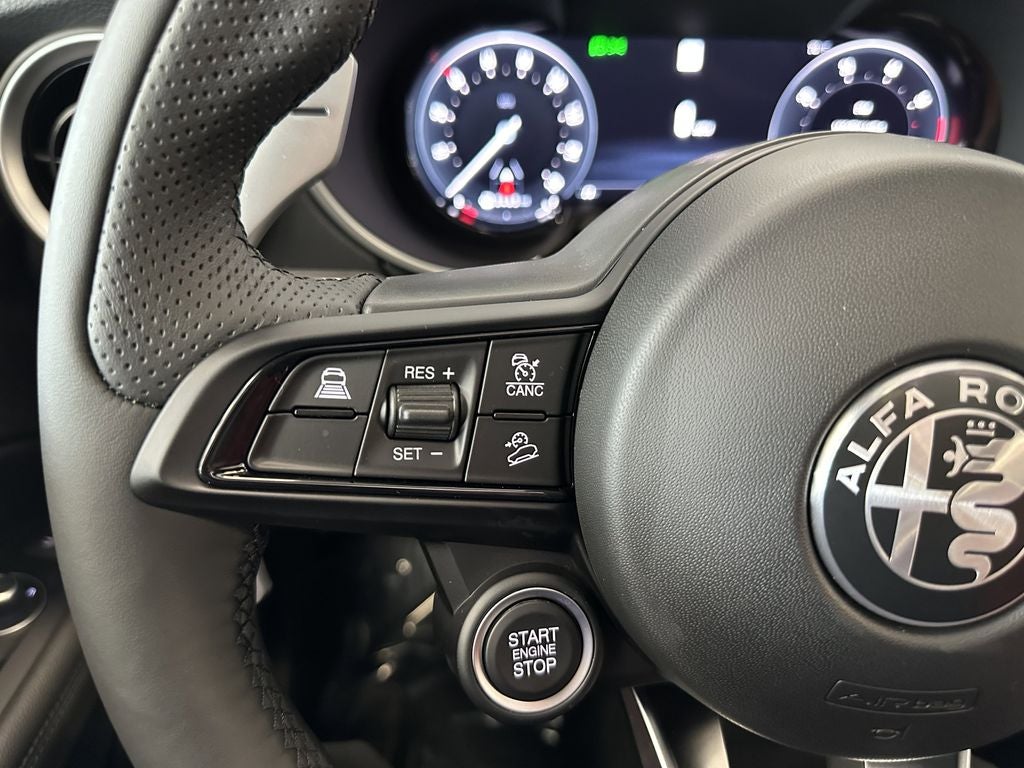 2025 Alfa Romeo Stelvio STELVIO AWD