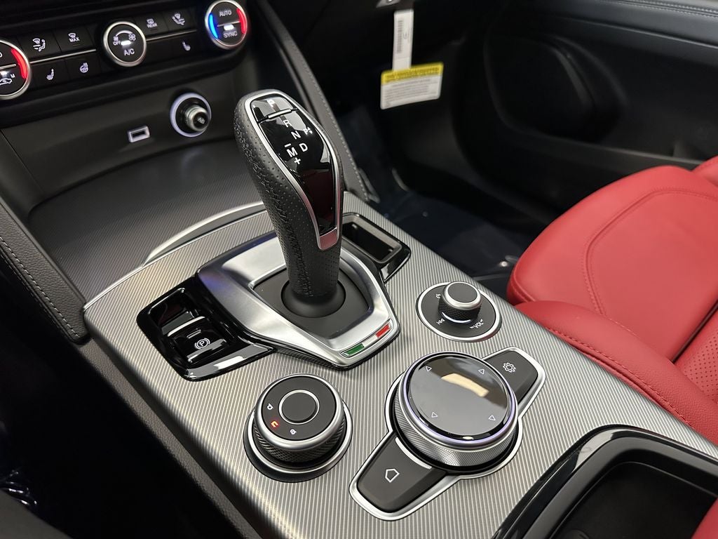 2025 Alfa Romeo Stelvio STELVIO AWD