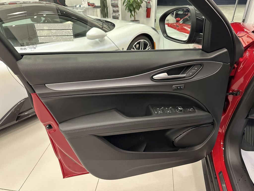 2025 Alfa Romeo Stelvio STELVIO AWD
