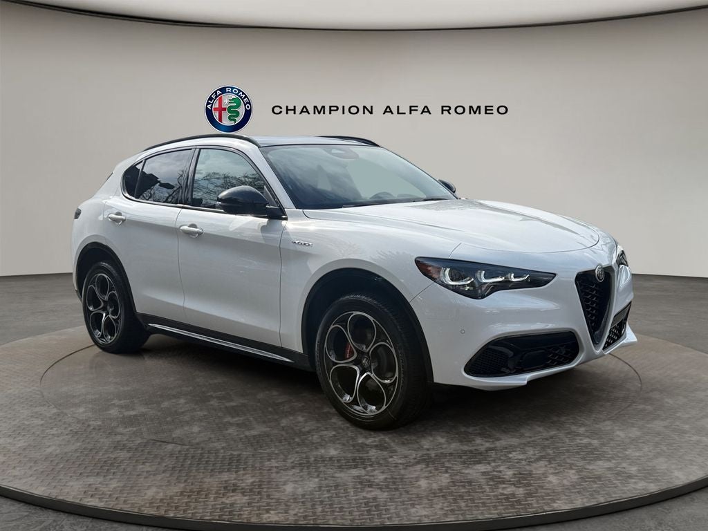 2025 Alfa Romeo Stelvio STELVIO AWD