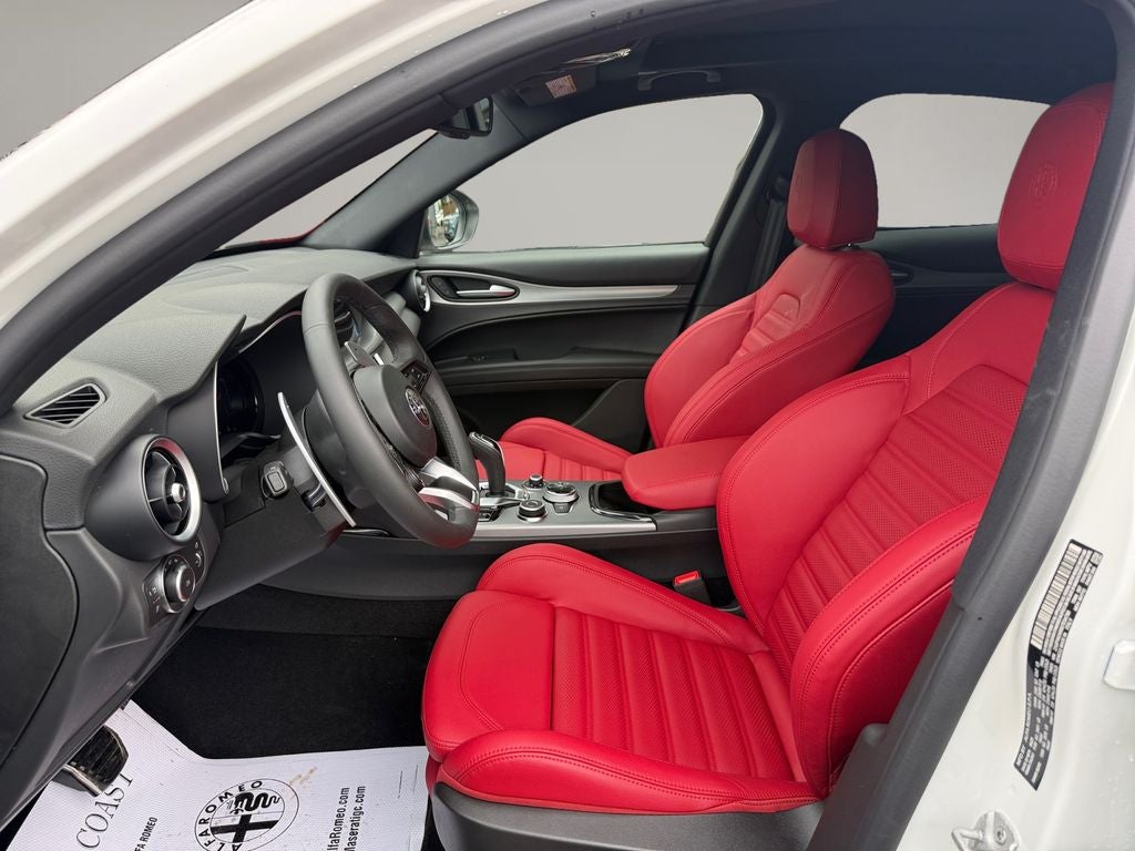 2025 Alfa Romeo Stelvio STELVIO AWD