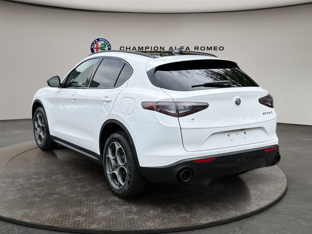 2025 Alfa Romeo Stelvio STELVIO AWD