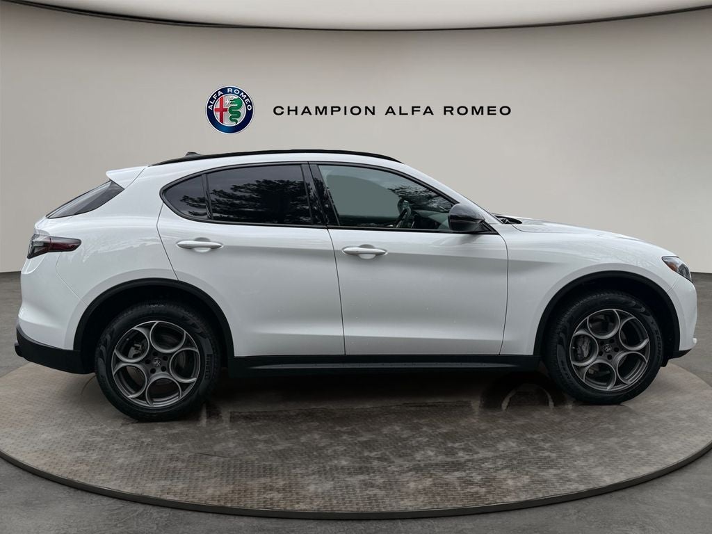 2025 Alfa Romeo Stelvio STELVIO AWD