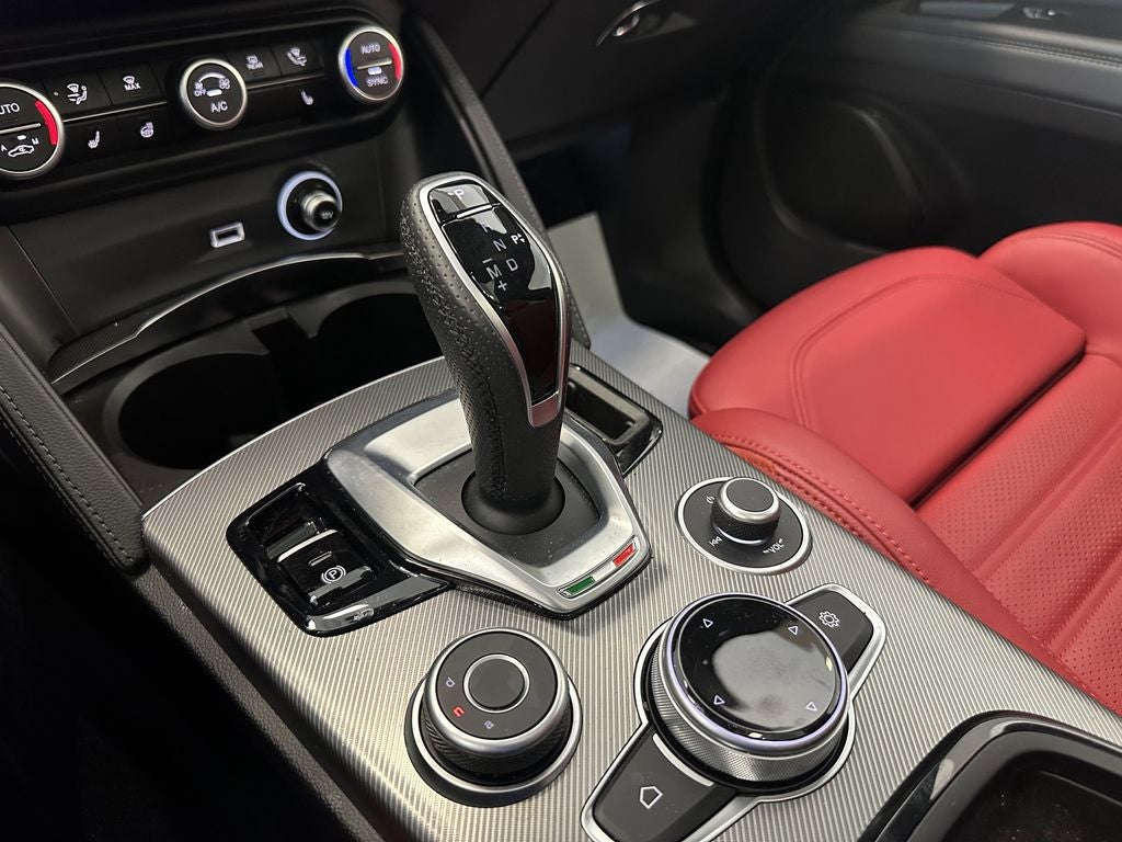 2024 Alfa Romeo Stelvio Veloce AWD