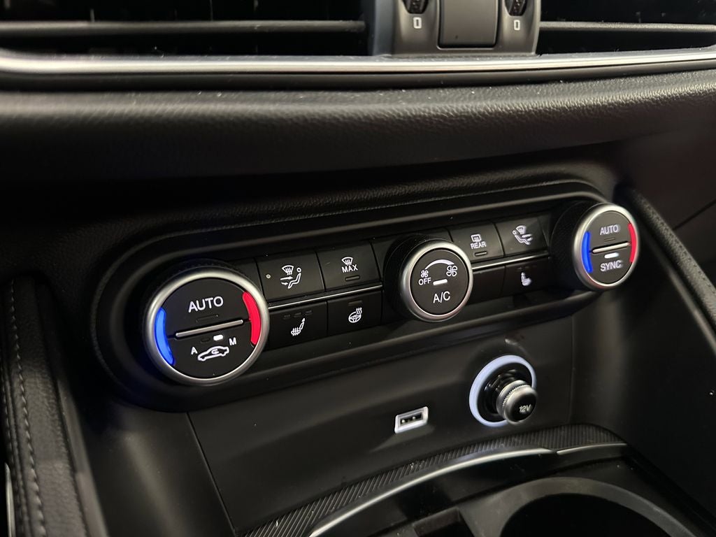 2024 Alfa Romeo Stelvio Veloce AWD