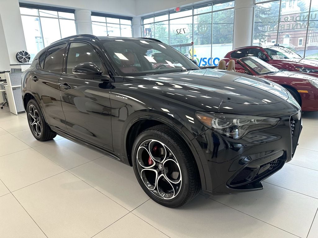 2024 Alfa Romeo Stelvio Veloce AWD