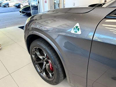 2023 Alfa Romeo Stelvio Quadrifoglio AWD