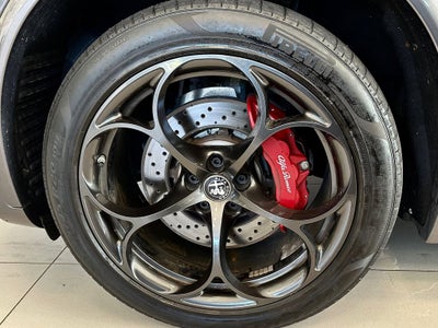 2023 Alfa Romeo Stelvio Quadrifoglio AWD