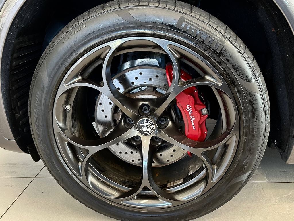 2023 Alfa Romeo Stelvio Quadrifoglio AWD