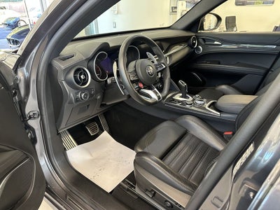 2023 Alfa Romeo Stelvio Quadrifoglio AWD