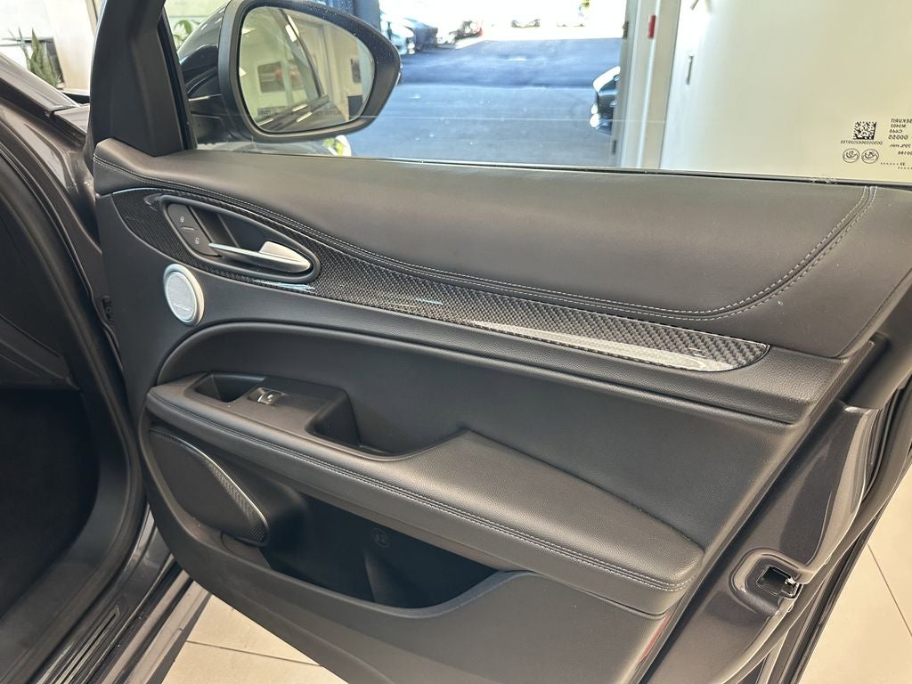 2023 Alfa Romeo Stelvio Quadrifoglio AWD